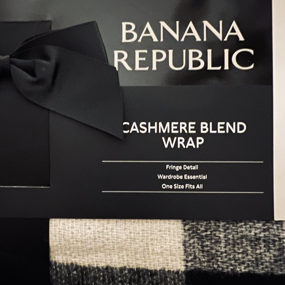 BANANA REPUBLIC Cashmere Blend Wrap OSFM - Picture 5 of 6